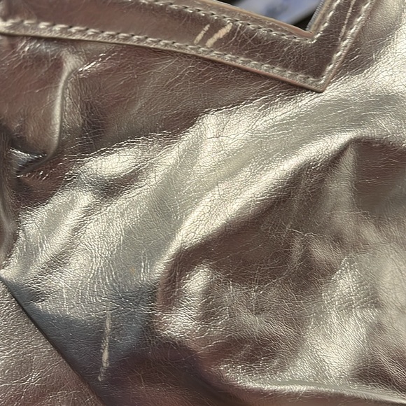 Small Silver Handbag - Picture 7 of 8